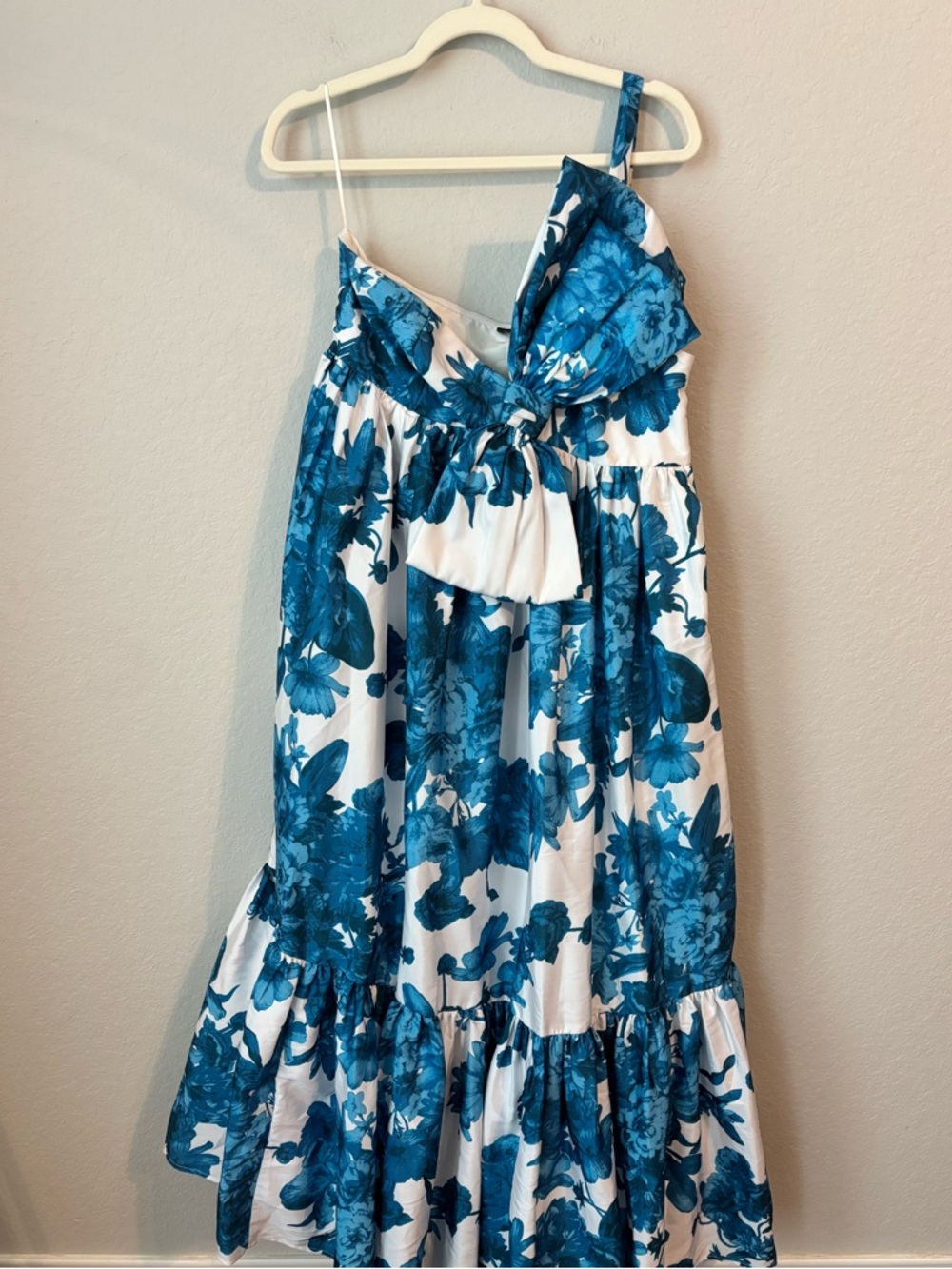 Anthropologie Atsu Sally One-Shoulder Blue Floral Midi Dress with Bow - Picture 3 of 10
